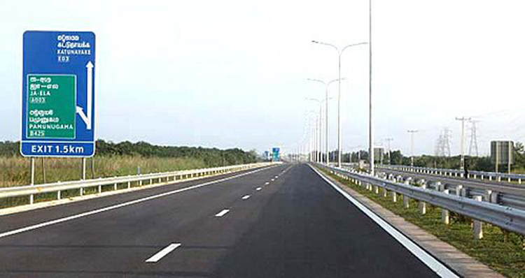 Colombo_Katunayake_Expressway_declared_open