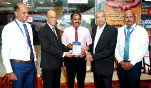 QR-promotion-in-Jaffna-1